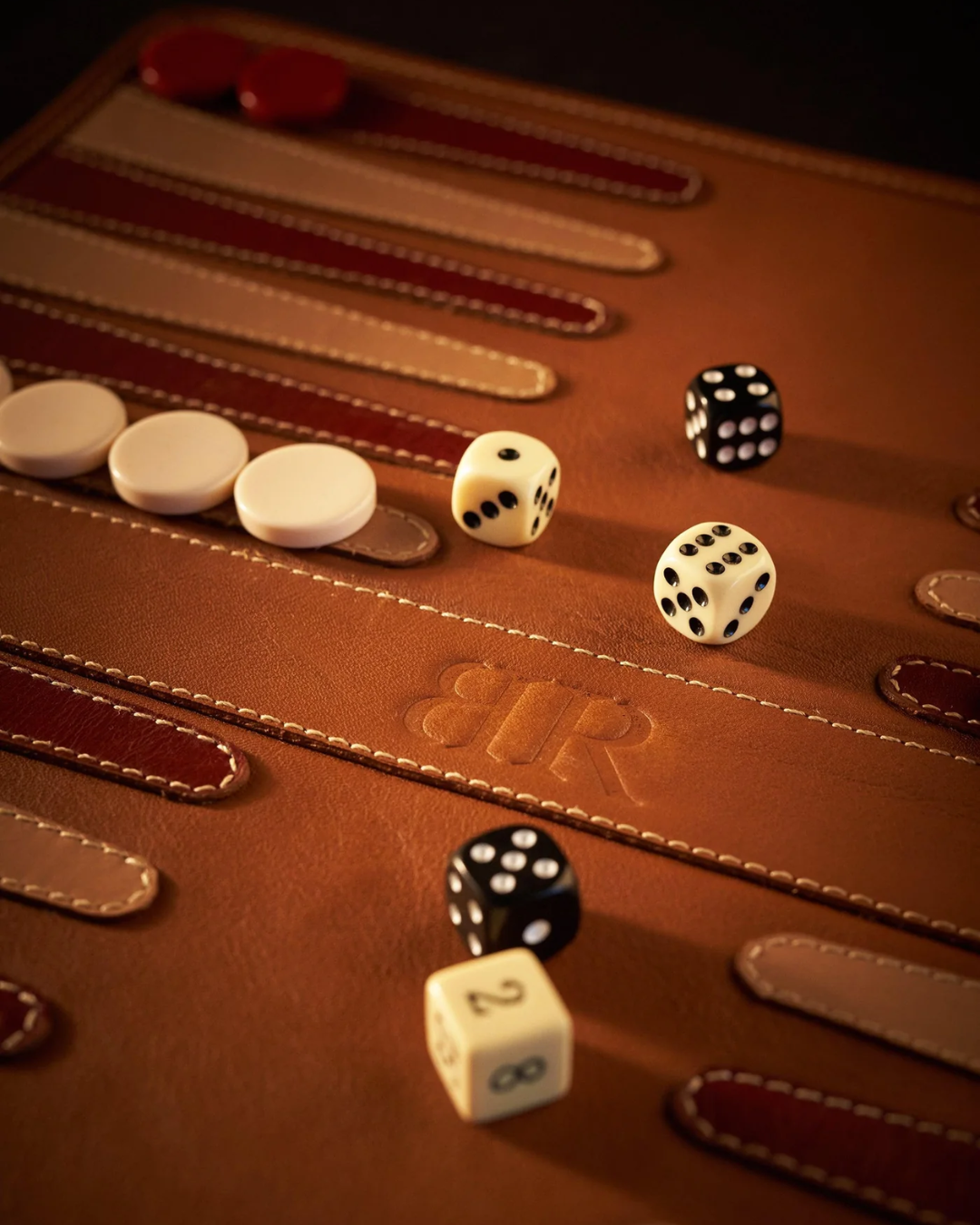 BACKGAMMON.