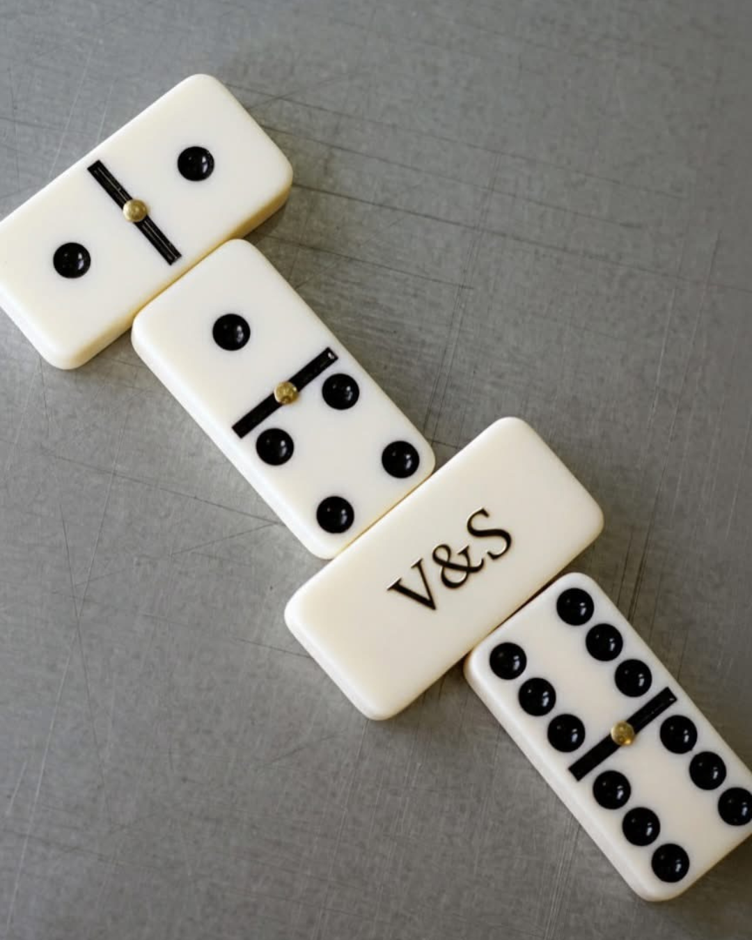 DOMINÓ PERSONALIZADO.