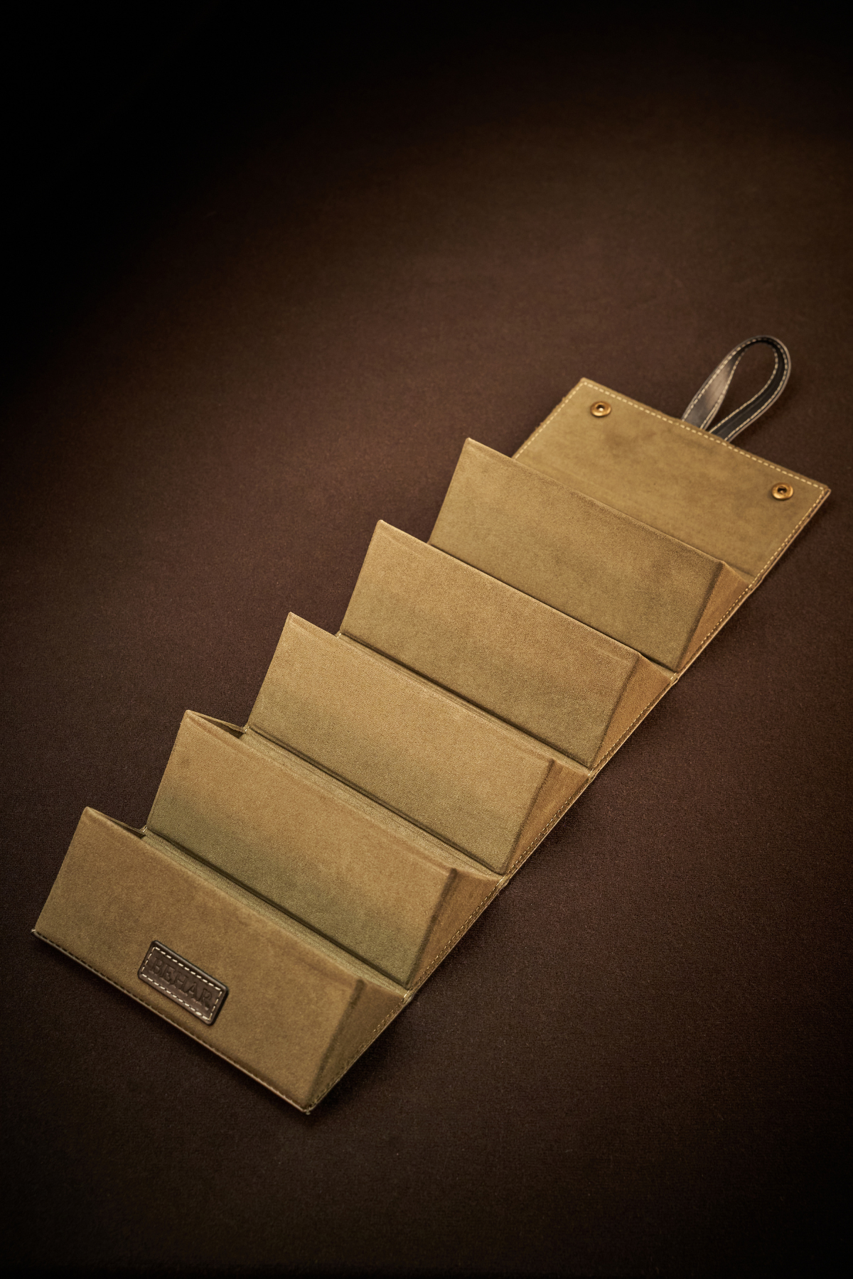 SUNGLASSES CASE.