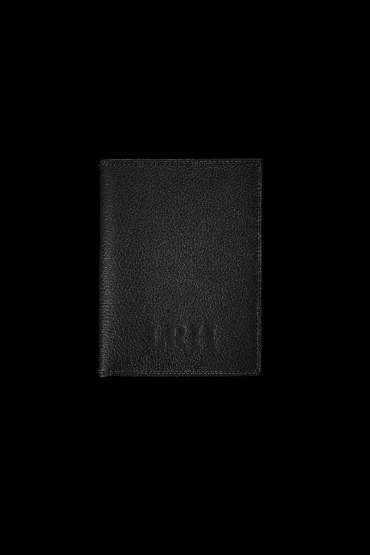 PORTA-PASAPORTE PERSONALIZADO. - BEHAR