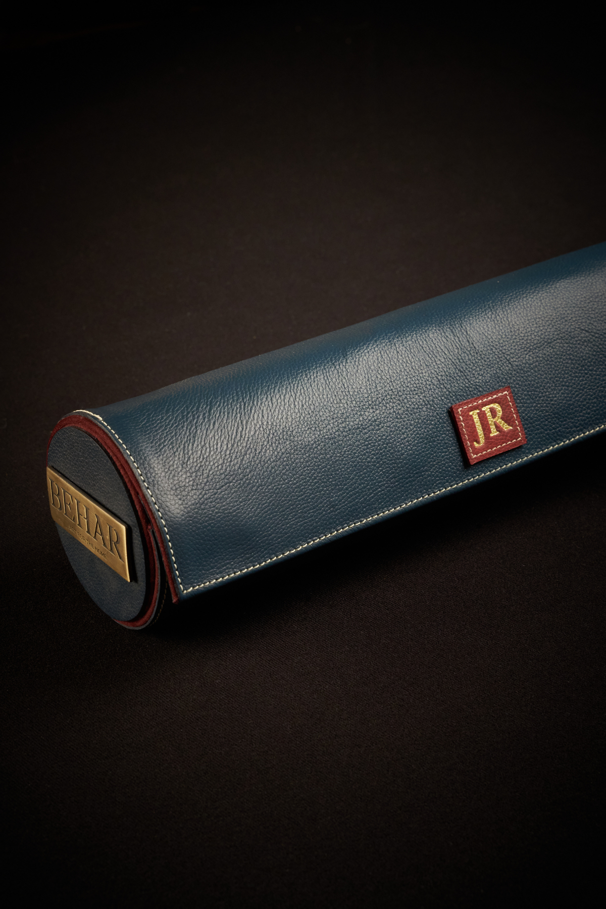 ESTUCHE DE CACHO PERSONALIZADO. - BEHAR